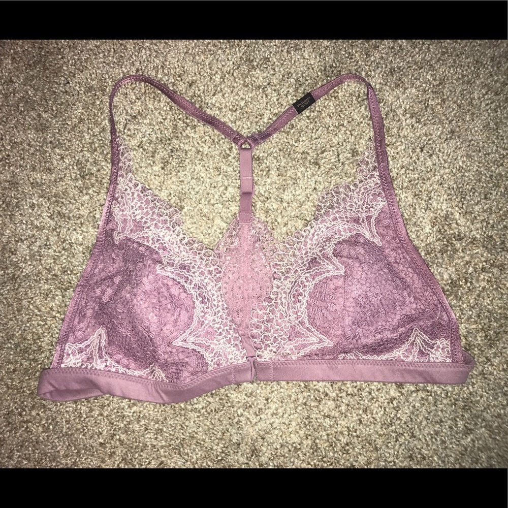VS Lacey bralette never worn